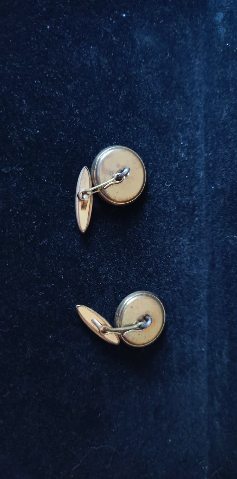 Vintage train cuff links gold-toned