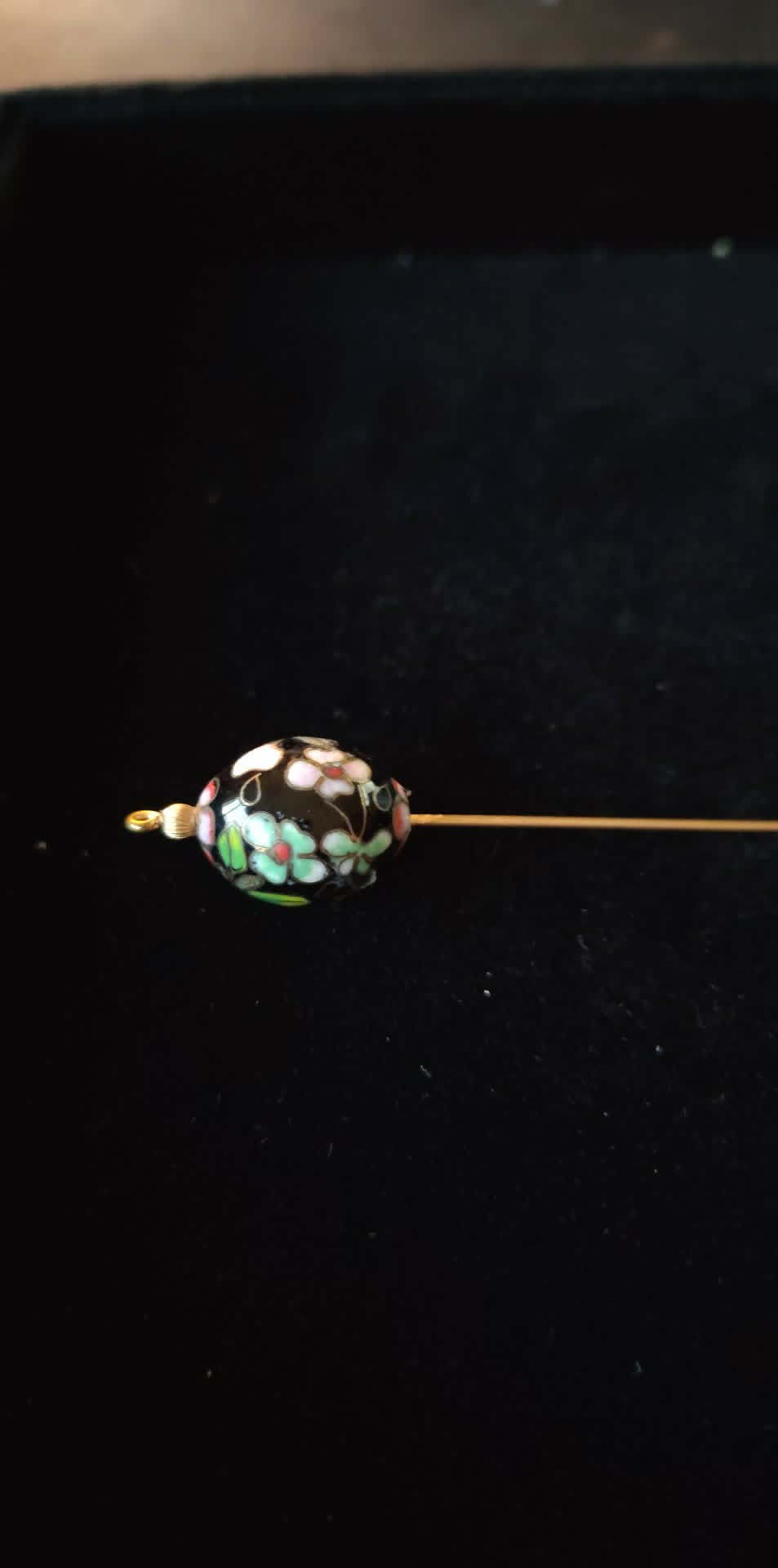 Vintage cloisonne floral hat lapel stick pin, black floral