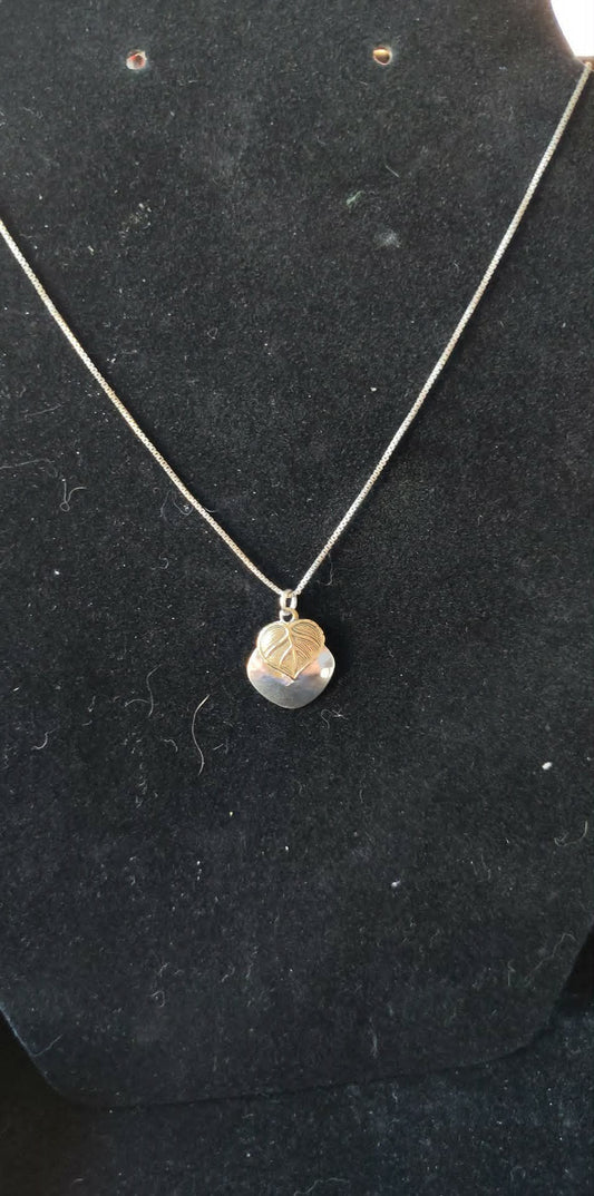 Vintage 925 Italy 20" necklace w/Mixed metal Organic Leaf charm