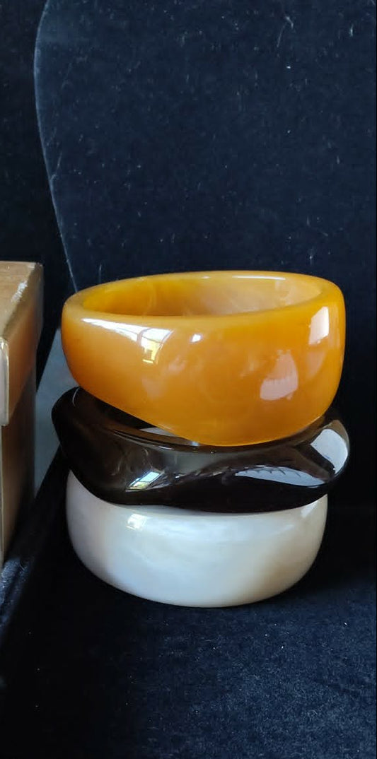 3pc boxed acrylic chunky bangle set, shimmer orange, pearly white, deep brown
