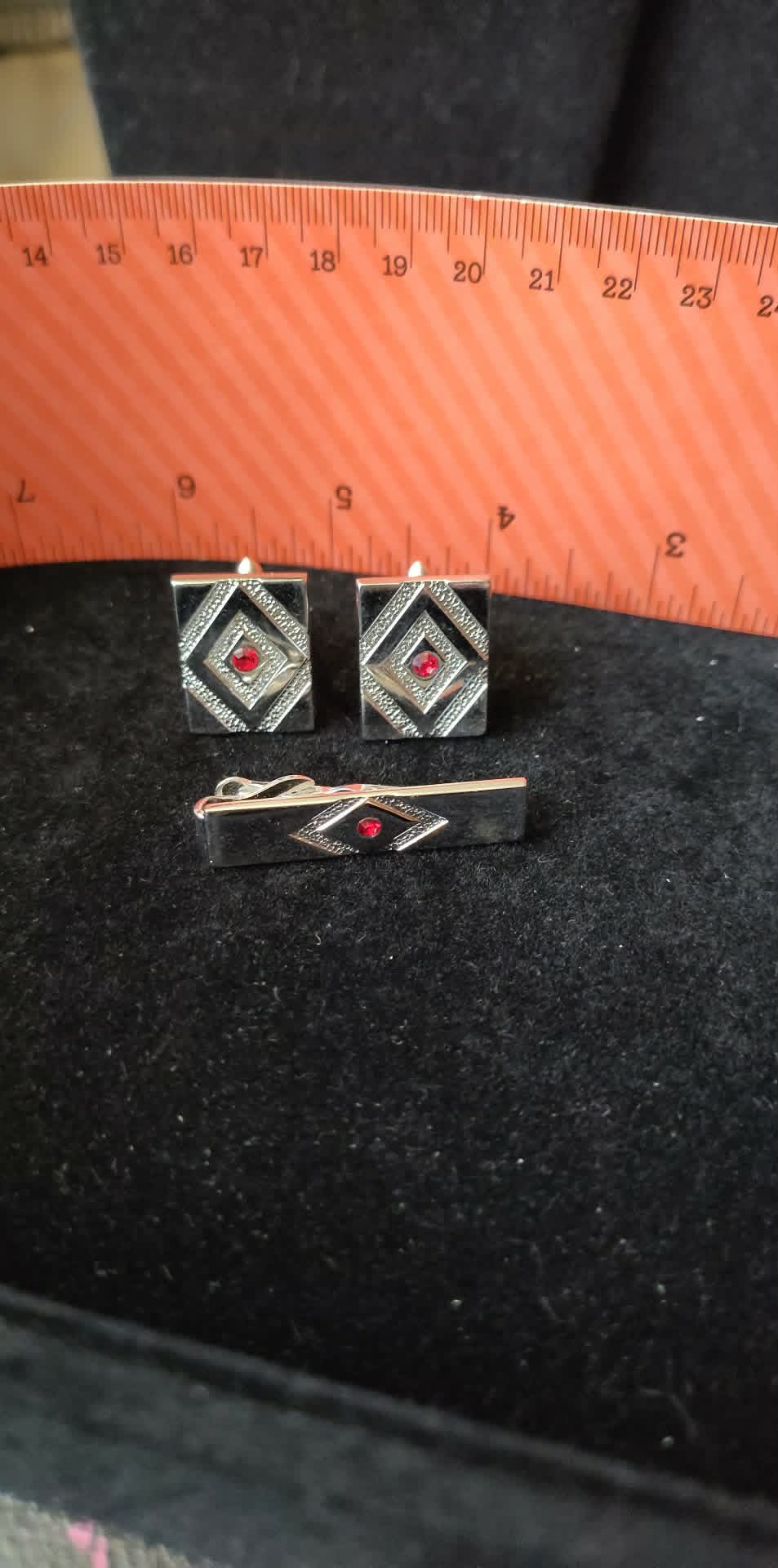 Vintage Swank silver toned cufflinks & tie clip geometric red stone center