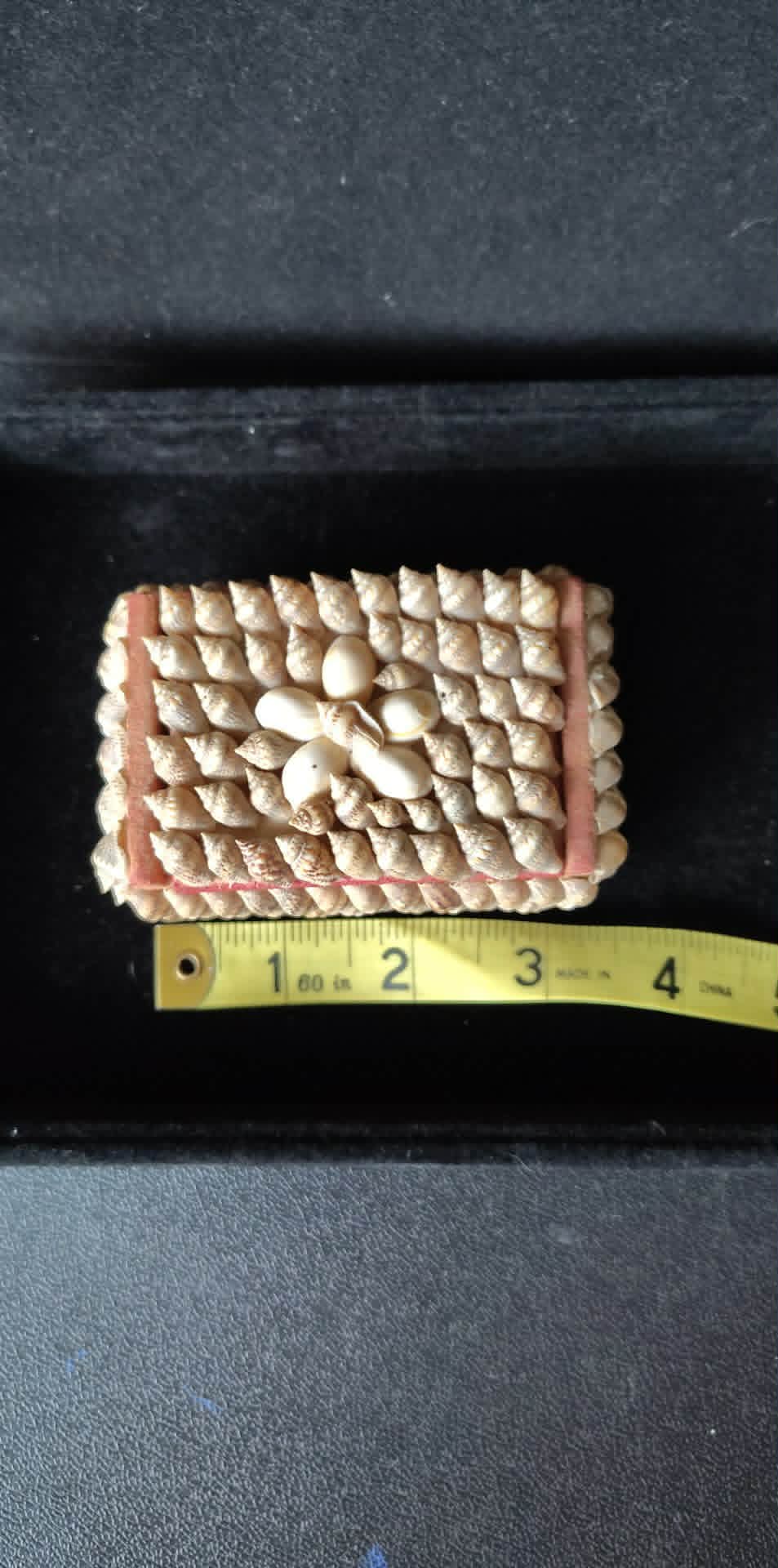 Vintage 70s-80s made in Philippines shell trinket box