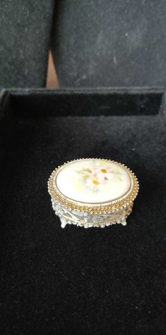 Vintage small trinket box, floral top--nice heavy frame