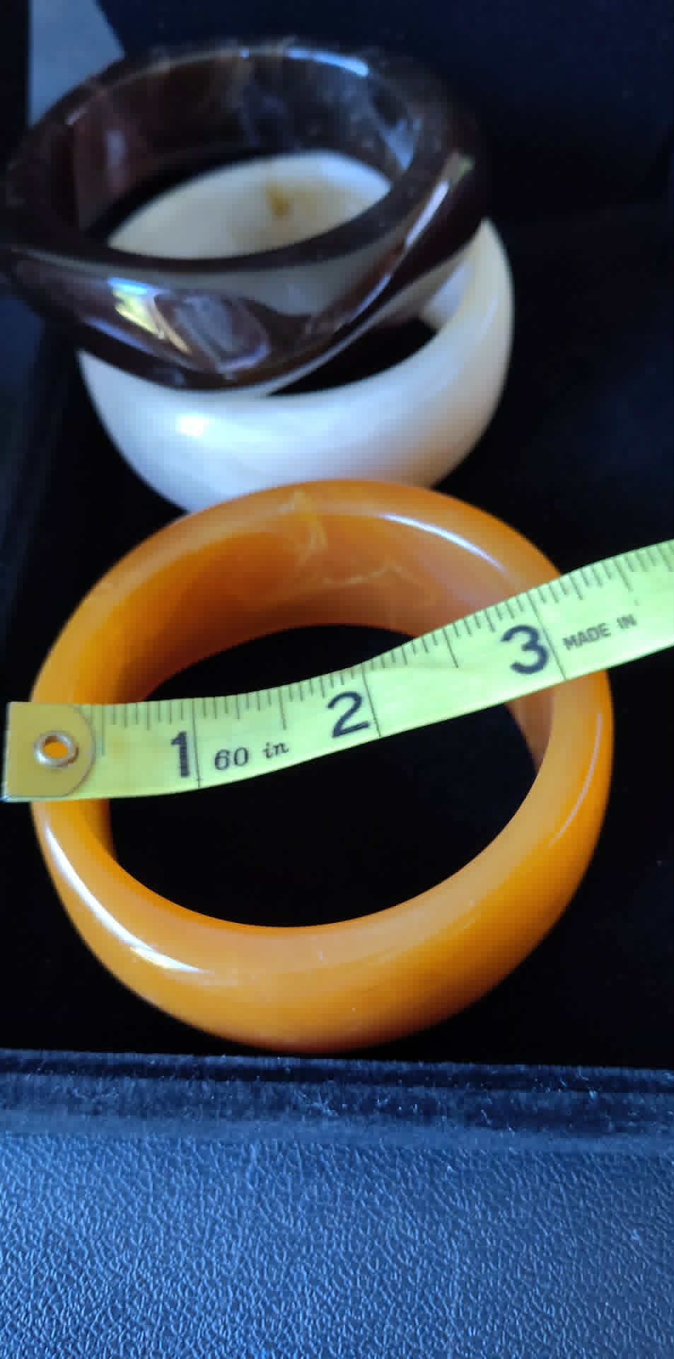 3pc boxed acrylic chunky bangle set, shimmer orange, pearly white, deep brown