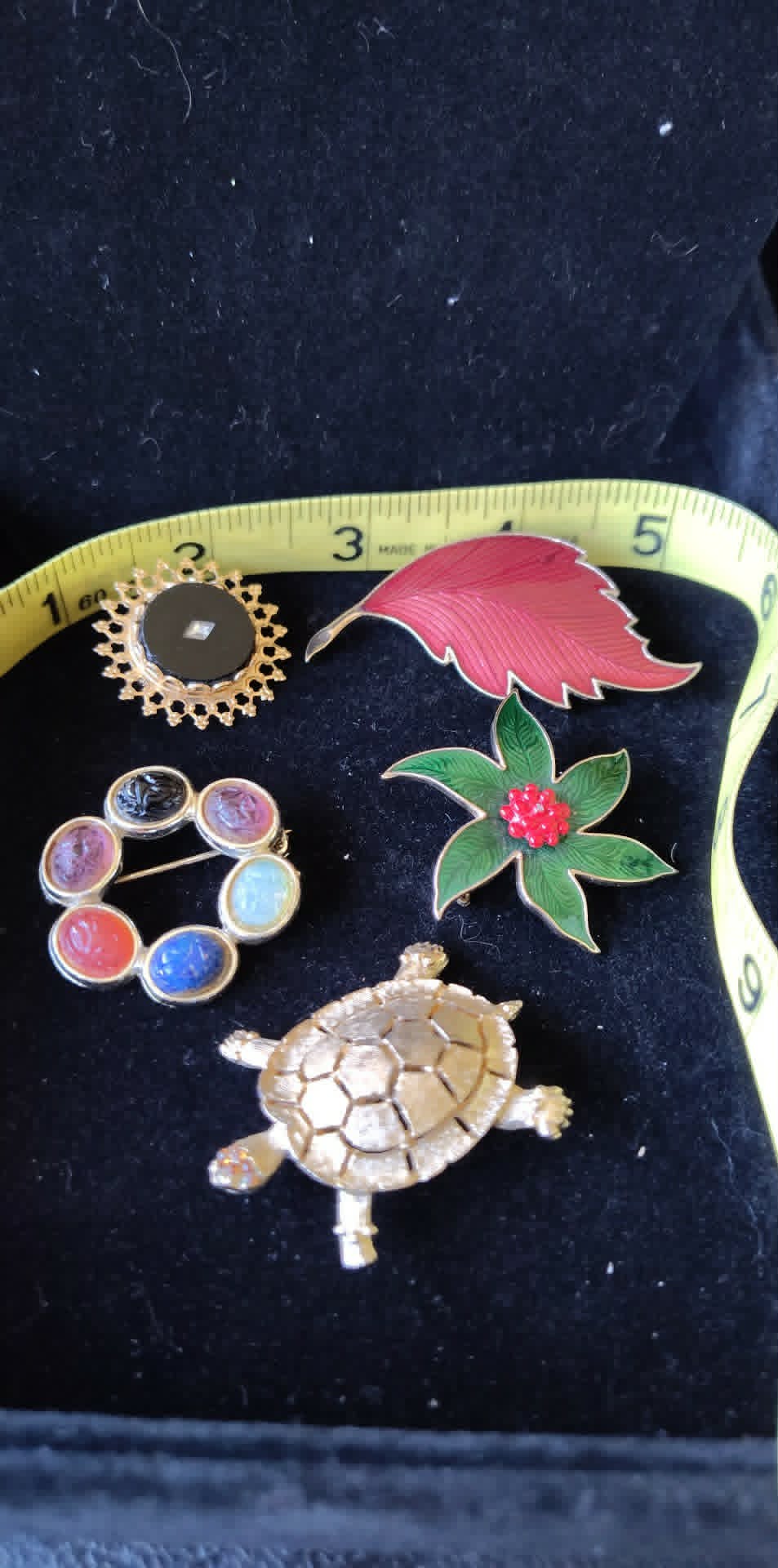 5pc Vintage Brooch Pin, Turtle is missing 2stones, 2 are enamel, Christmas, Leaf