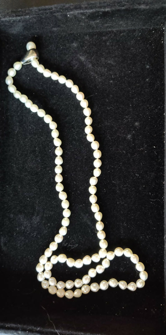 Vintage 24" freshwater pearl necklace with Sterling silver 925 marked end