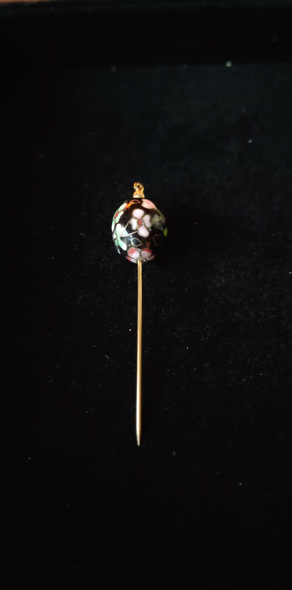 Vintage cloisonne floral hat lapel stick pin, black floral