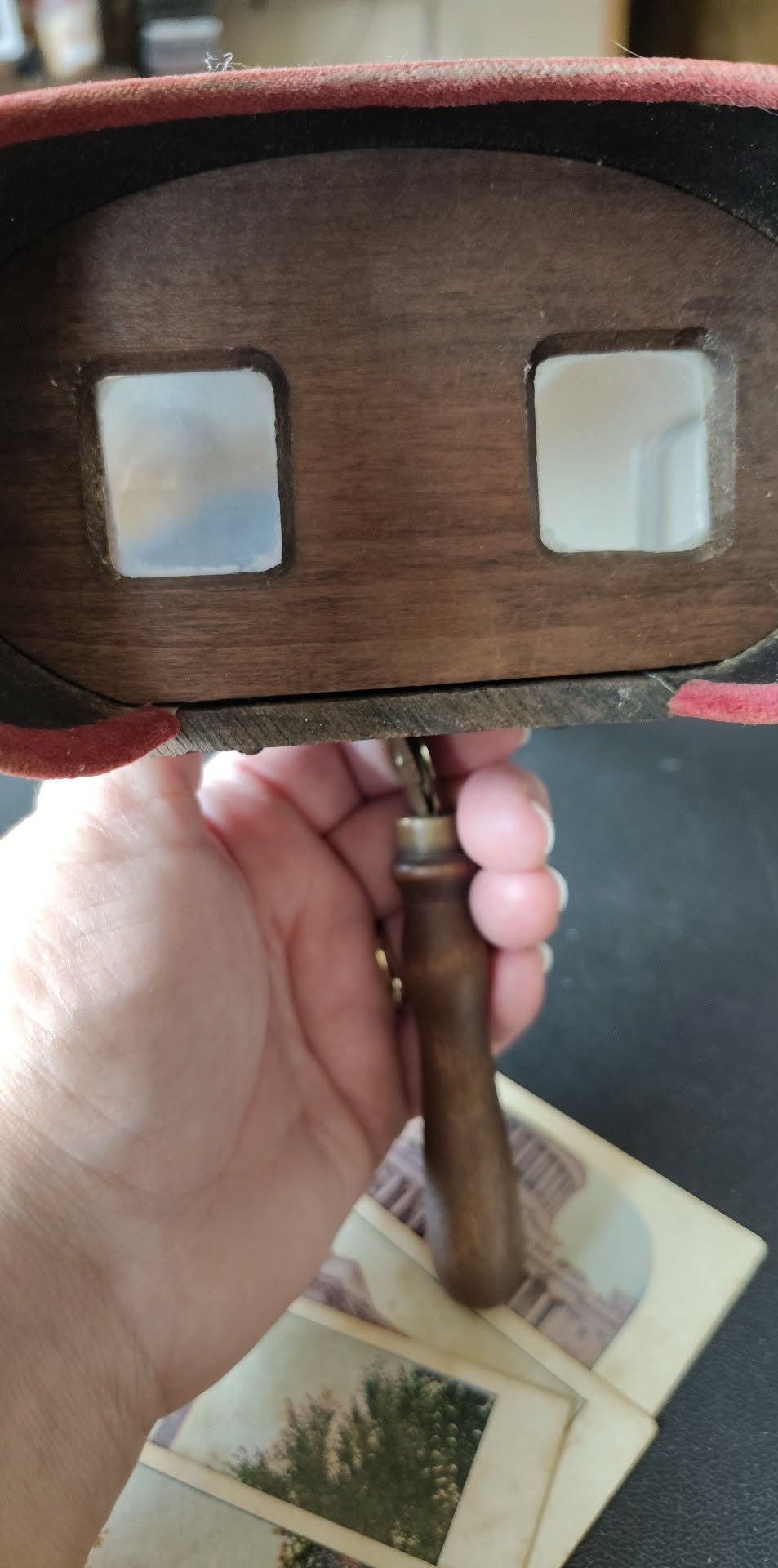 Antique Stereoscope with 10 cards, Italy, New York, DC, & more